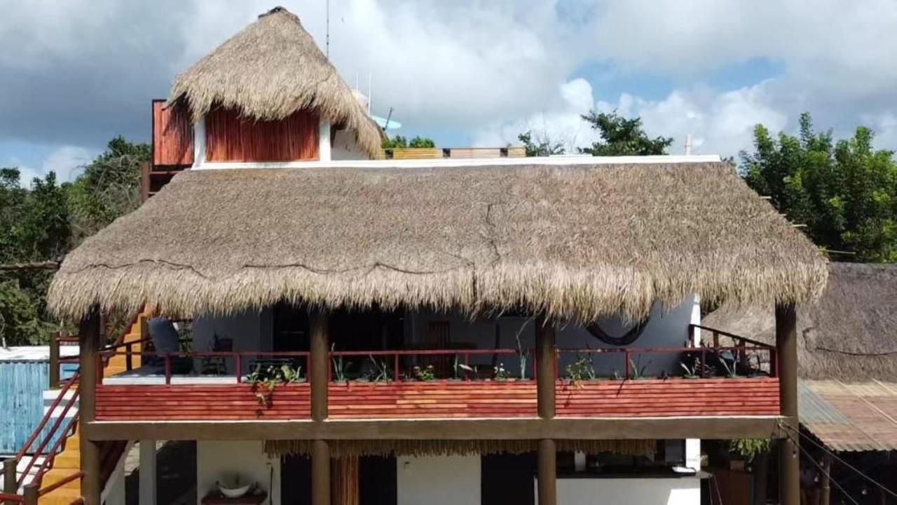 Royal Palm Bacalar Cabanas & Lagoon Club Bagian luar foto